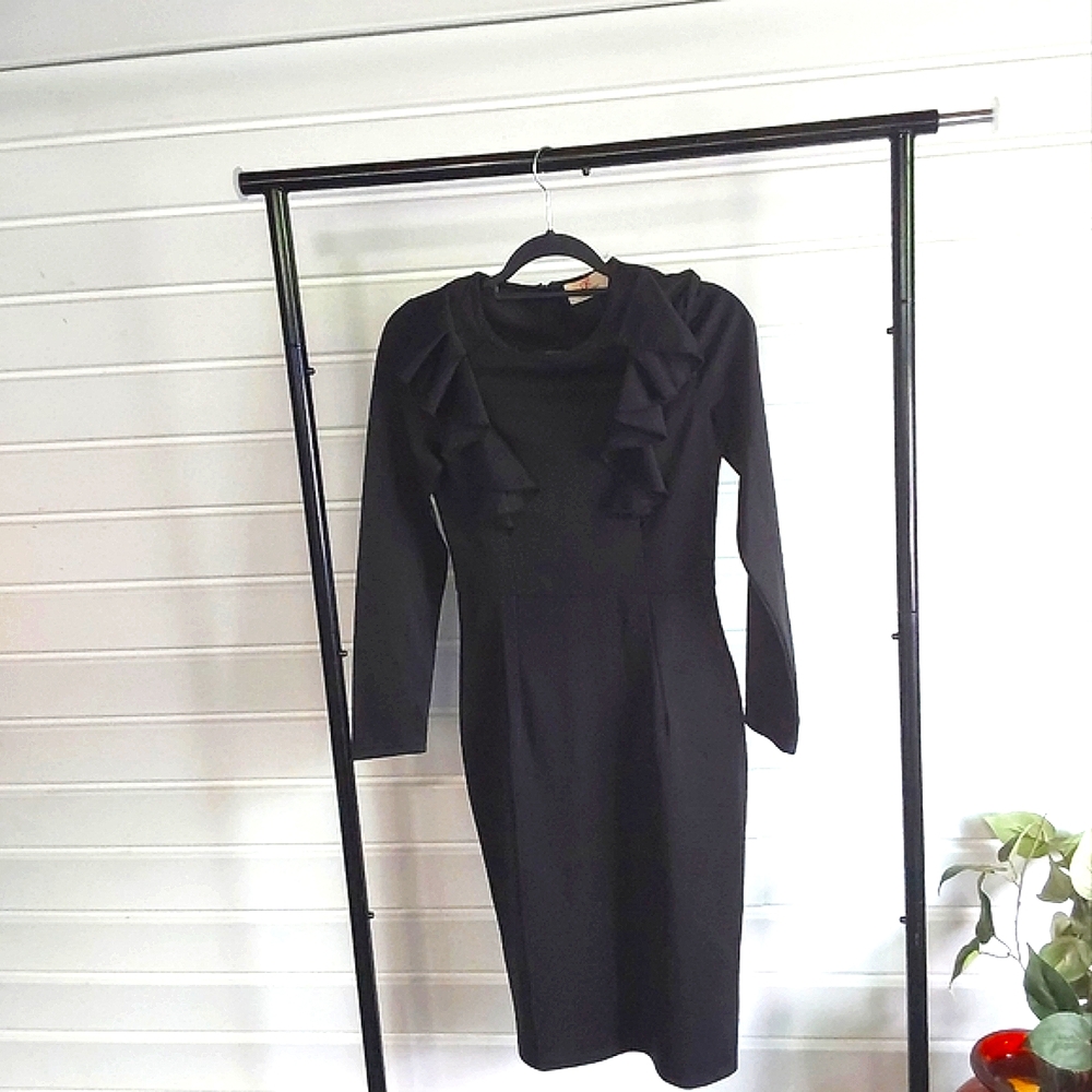 Grace Karen black full sleeve flutter pencil dress